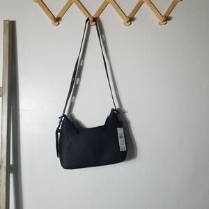 NWT DKNY MINI CROSSBODY BLACK PURSE